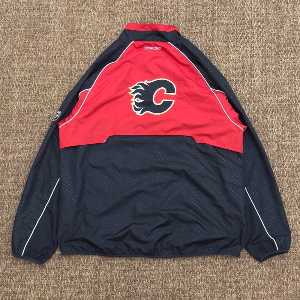Vintage Calgary Flames NHL Reebok Era 1/4 Zip Pullover Jacket
